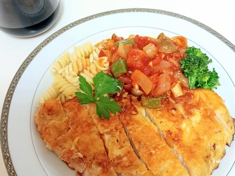 どーんと厚切りピカタෆトマトソースパスタ添えꕤ୭*